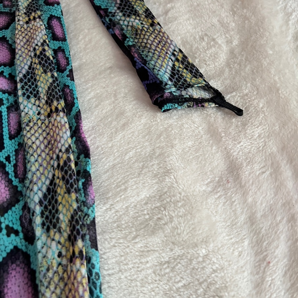 Fashion Nova Vibrant Snake Print Blouse - Picture 4 of 5